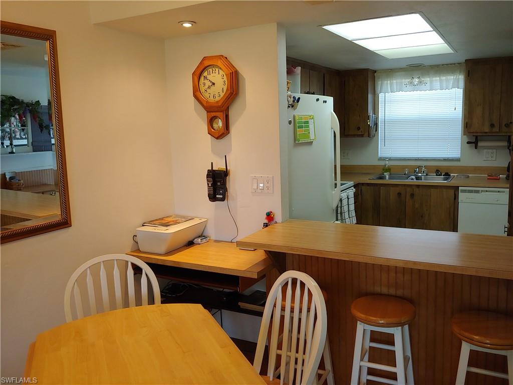 DAVIS LAKE CONDO - Residential