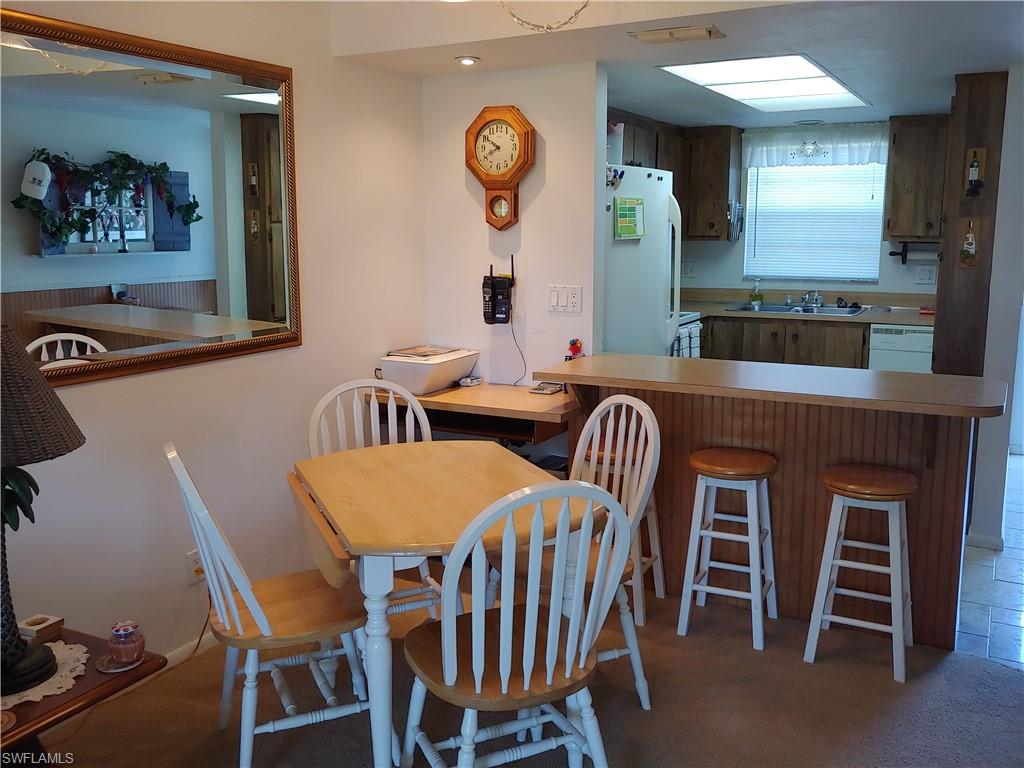 DAVIS LAKE CONDO - Residential