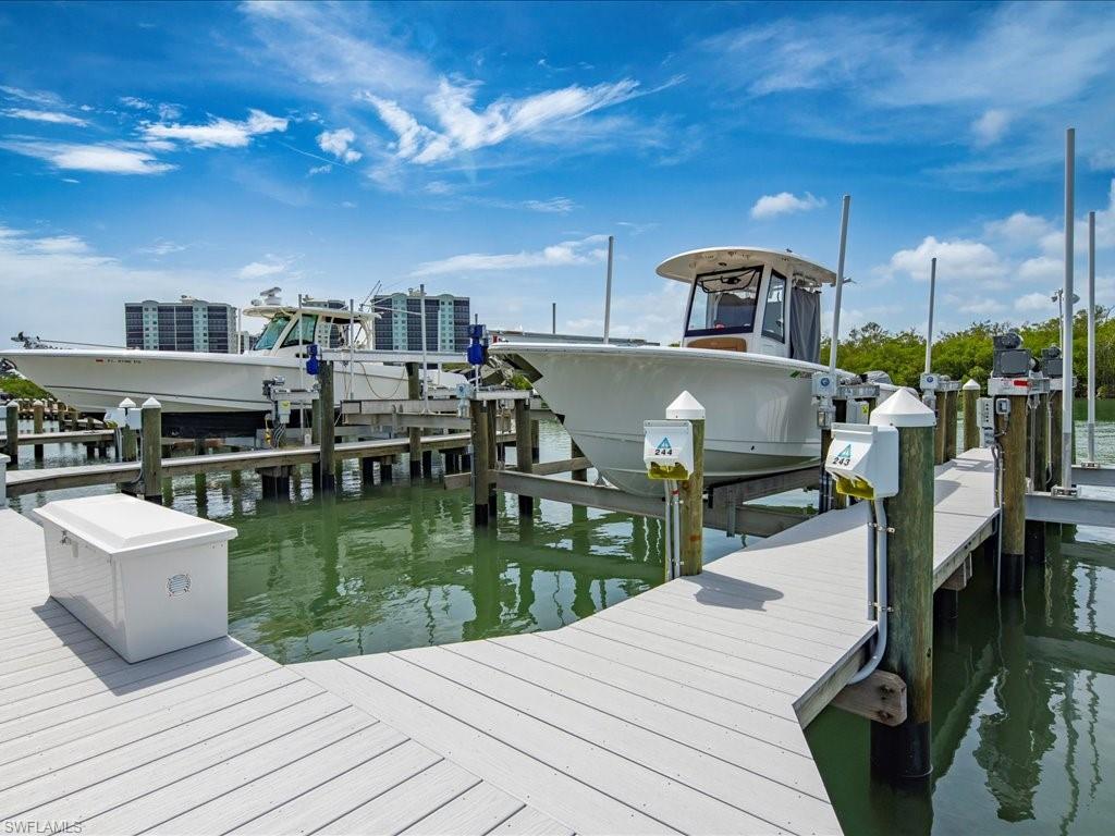 244C Wiggins Bay Dr