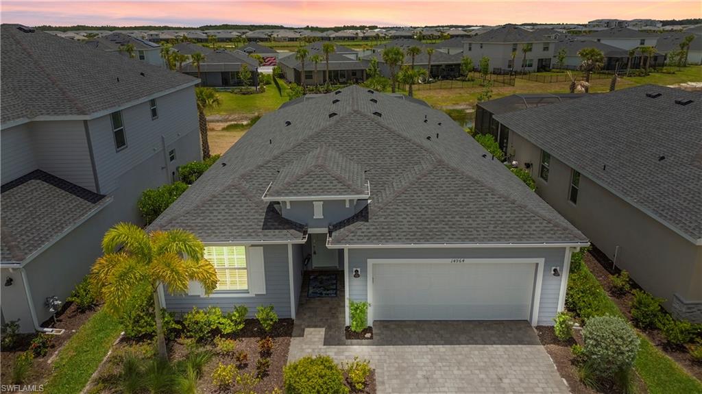 TUCKERS COVE - Residential