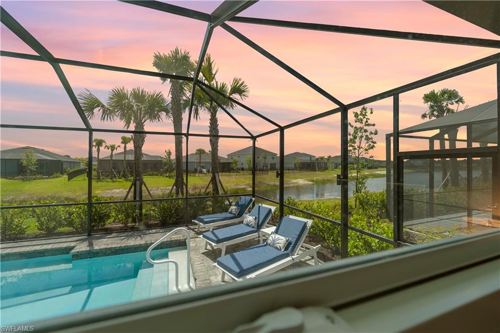 TUCKERS COVE - Residential