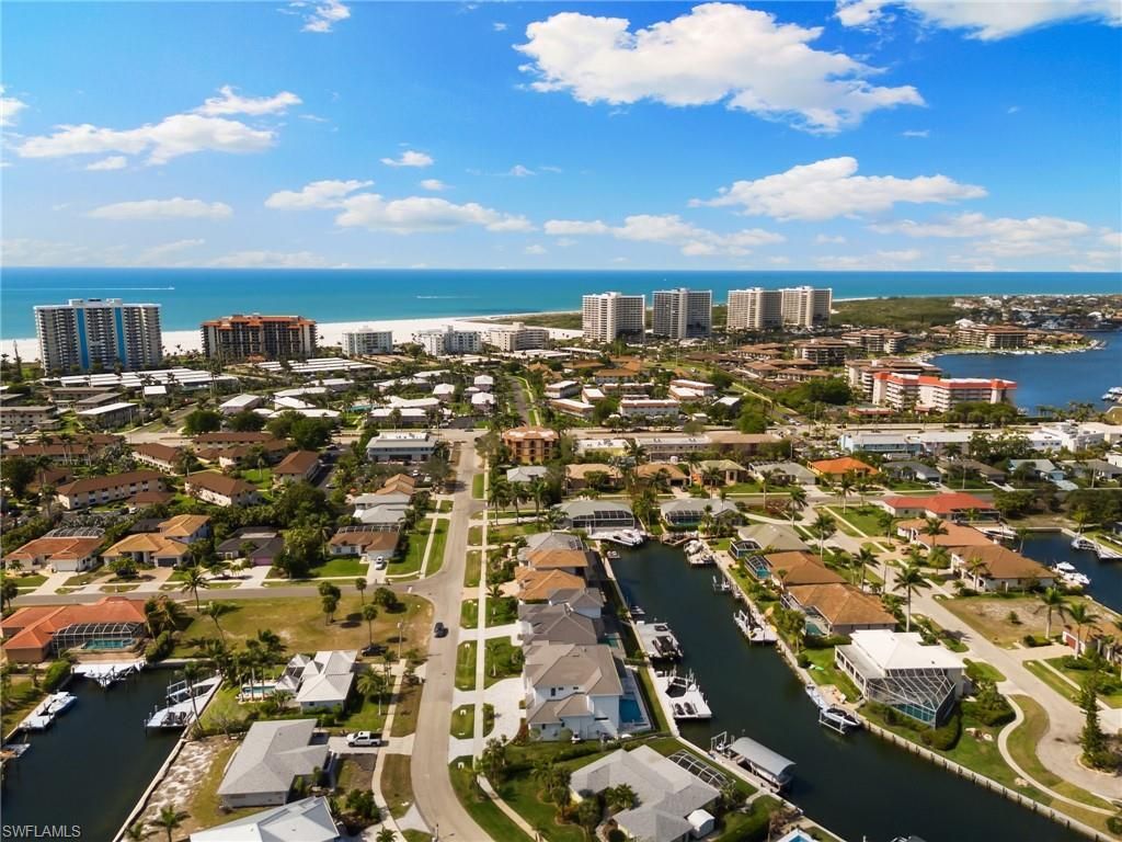 Photo of 782 Saturn CT, MARCO ISLAND, FL 34145 (MLS # 225083923)