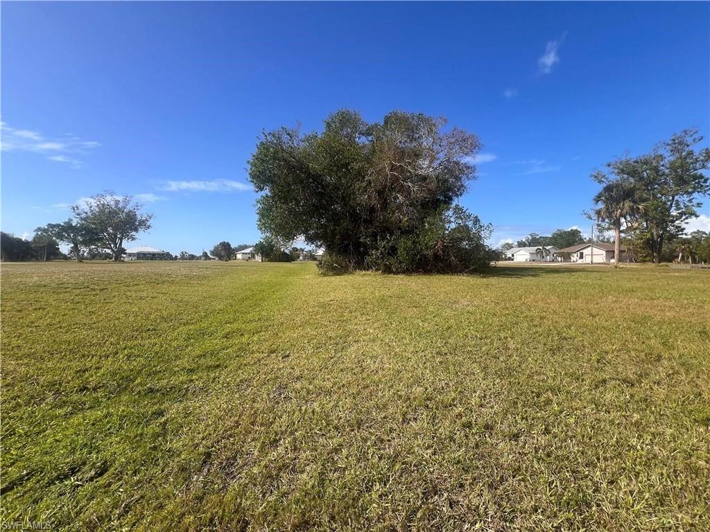 BURNT STORE LAKES - Land