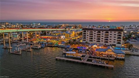 1131 1st ST FORT MYERS BEACH FL 33931