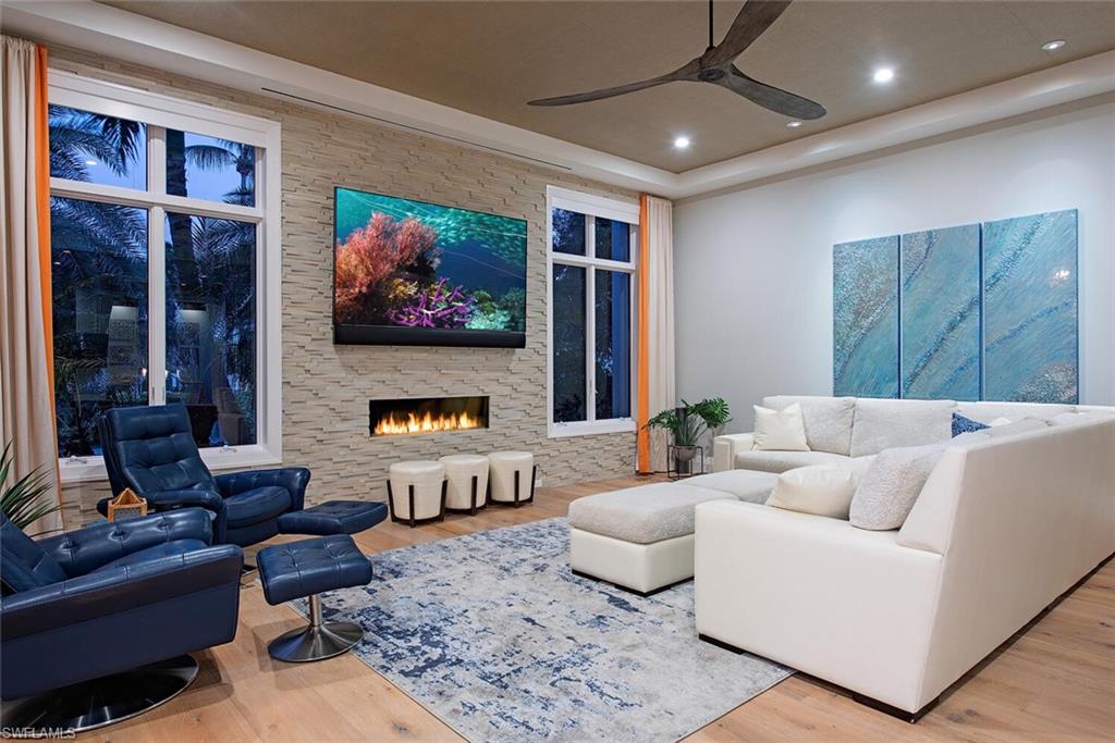 1230 Gulf Shore BLVD S