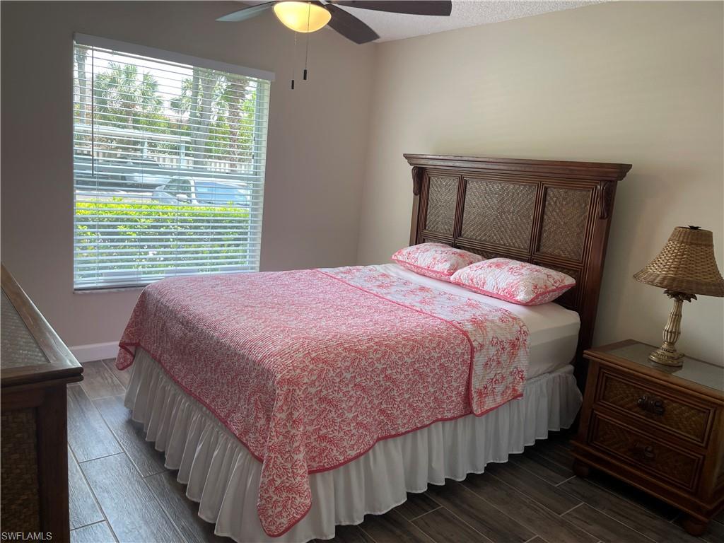 PIPERS POINTE - Residential