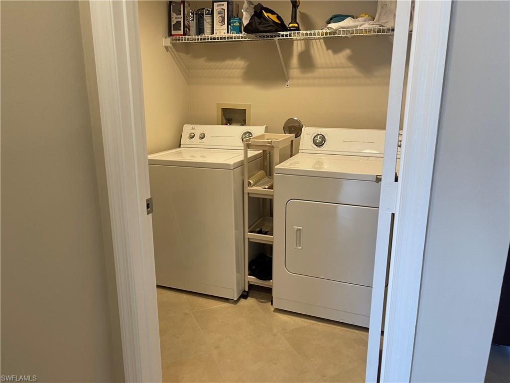 PIPERS POINTE - Residential