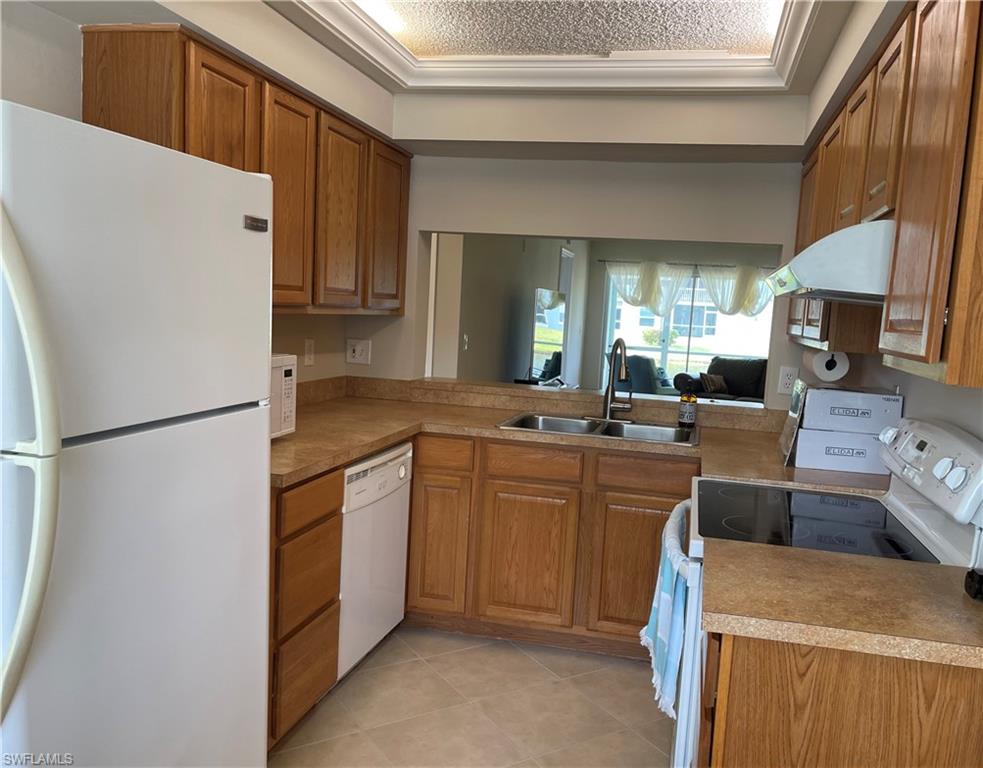 PIPERS POINTE - Residential