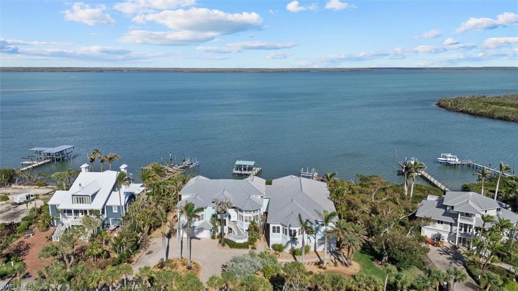 14 Grouper Hole DR