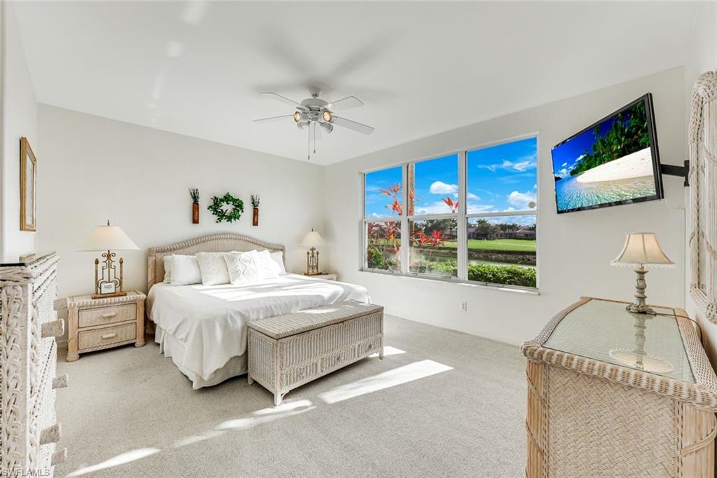 AUTUMN LAKE - Residential