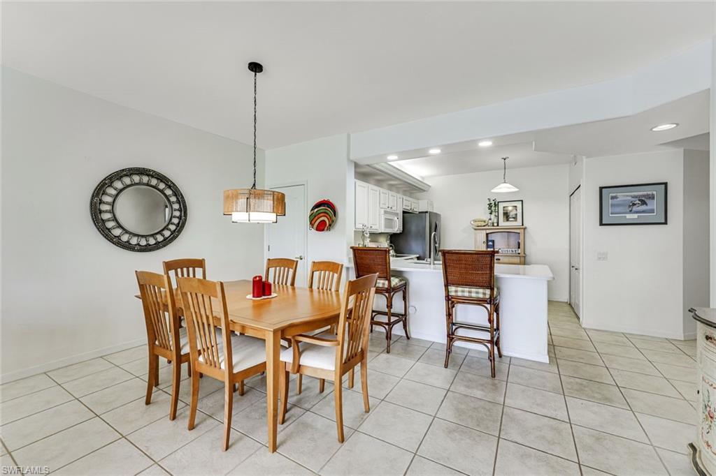 AUTUMN LAKE - Residential