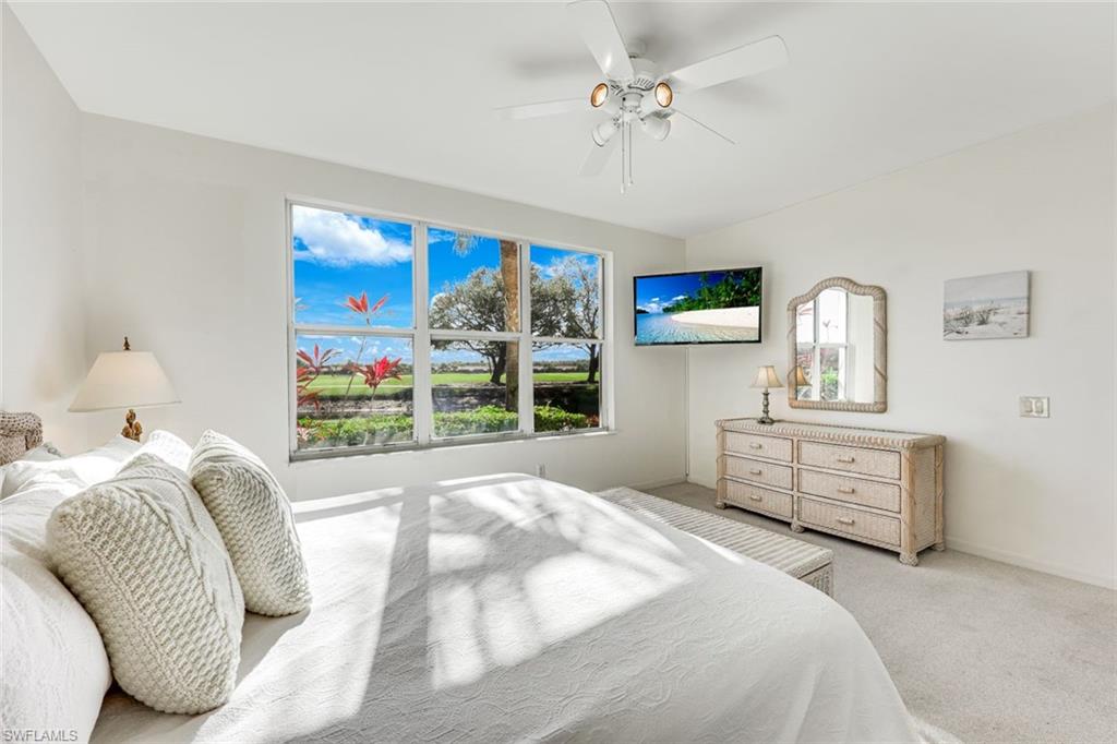 AUTUMN LAKE - Residential