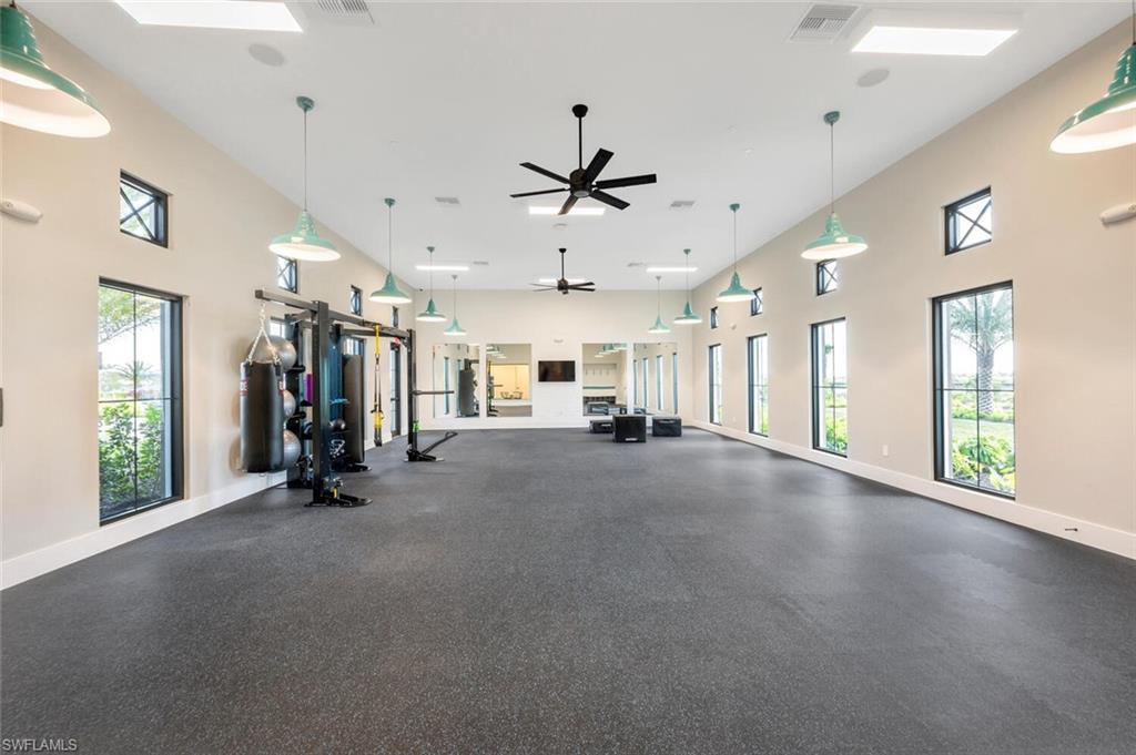 SKYSAIL - Residential Lease