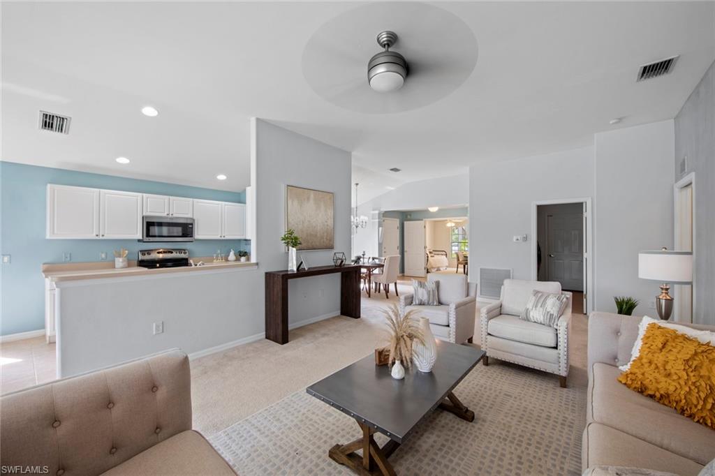 SABAL POINTE - Residential