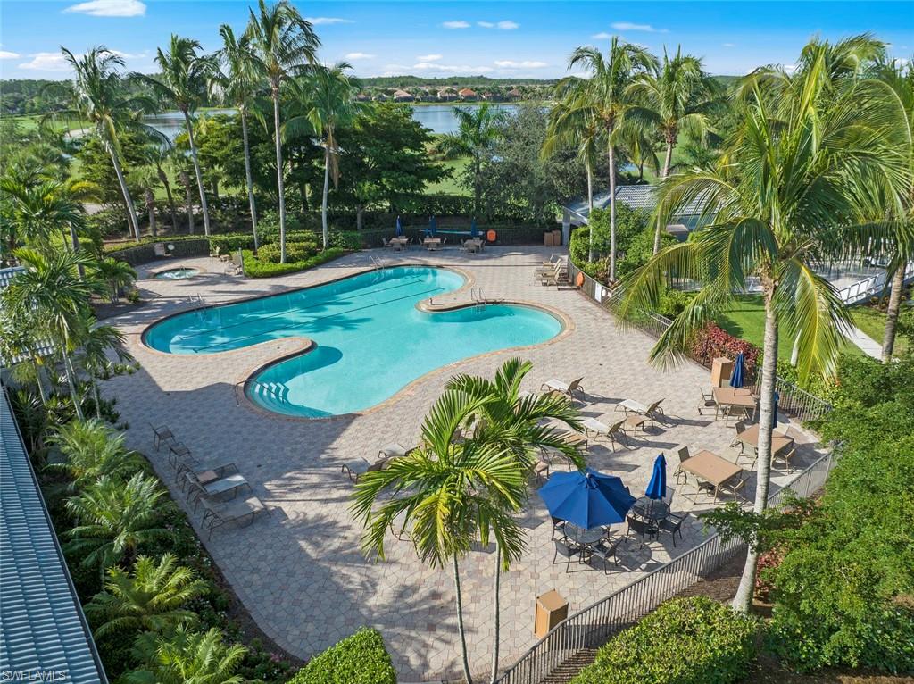 SABAL POINTE - Residential