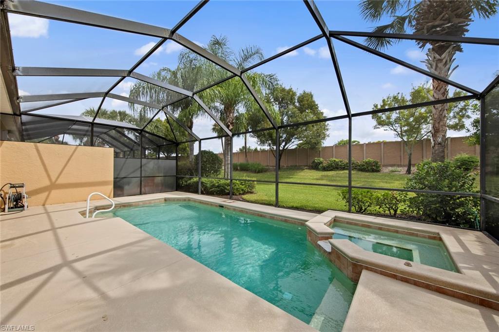 SABAL POINTE - Residential