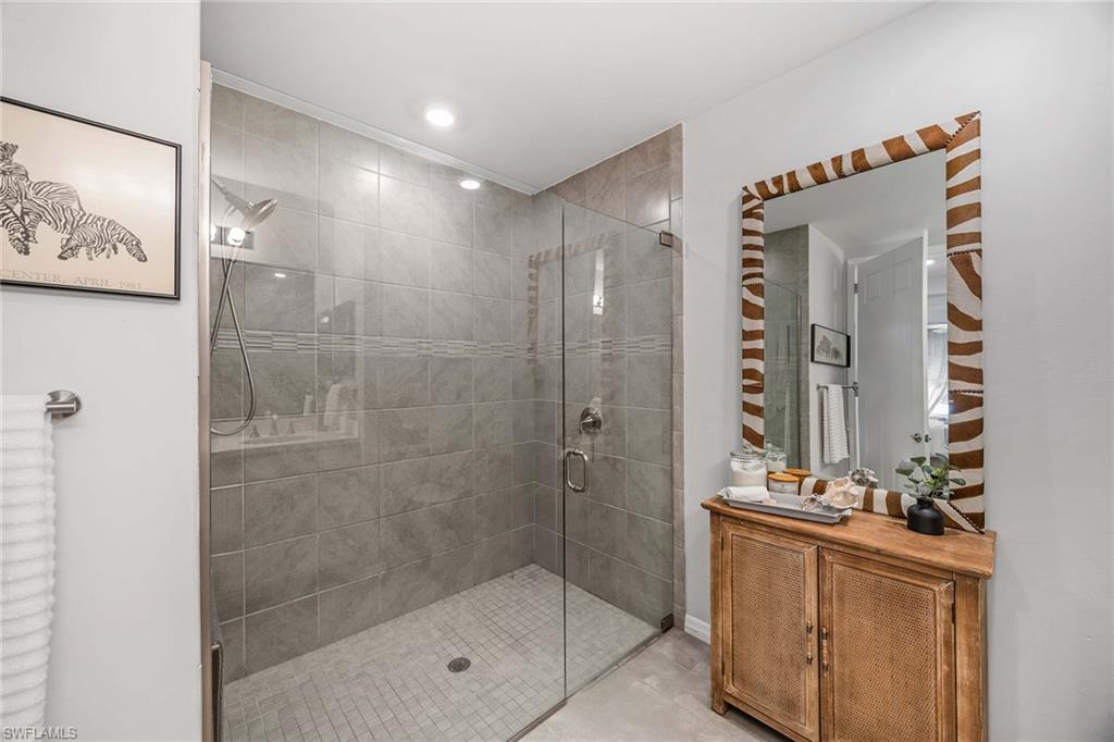 CORAL HARBOR - Residential Lease