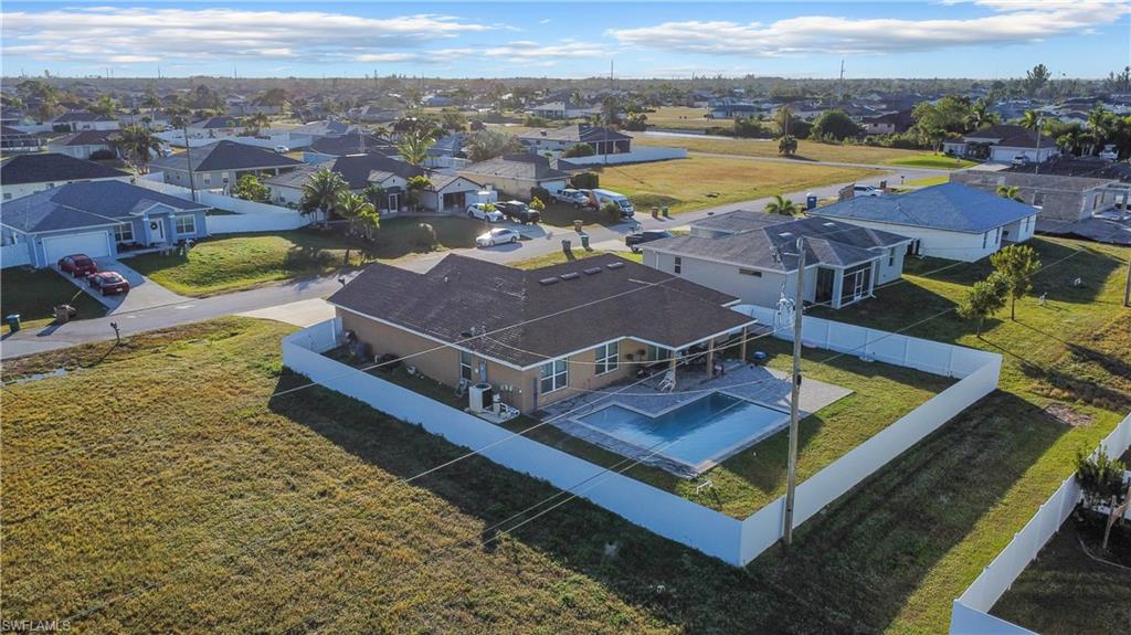 CAPE CORAL - Residential