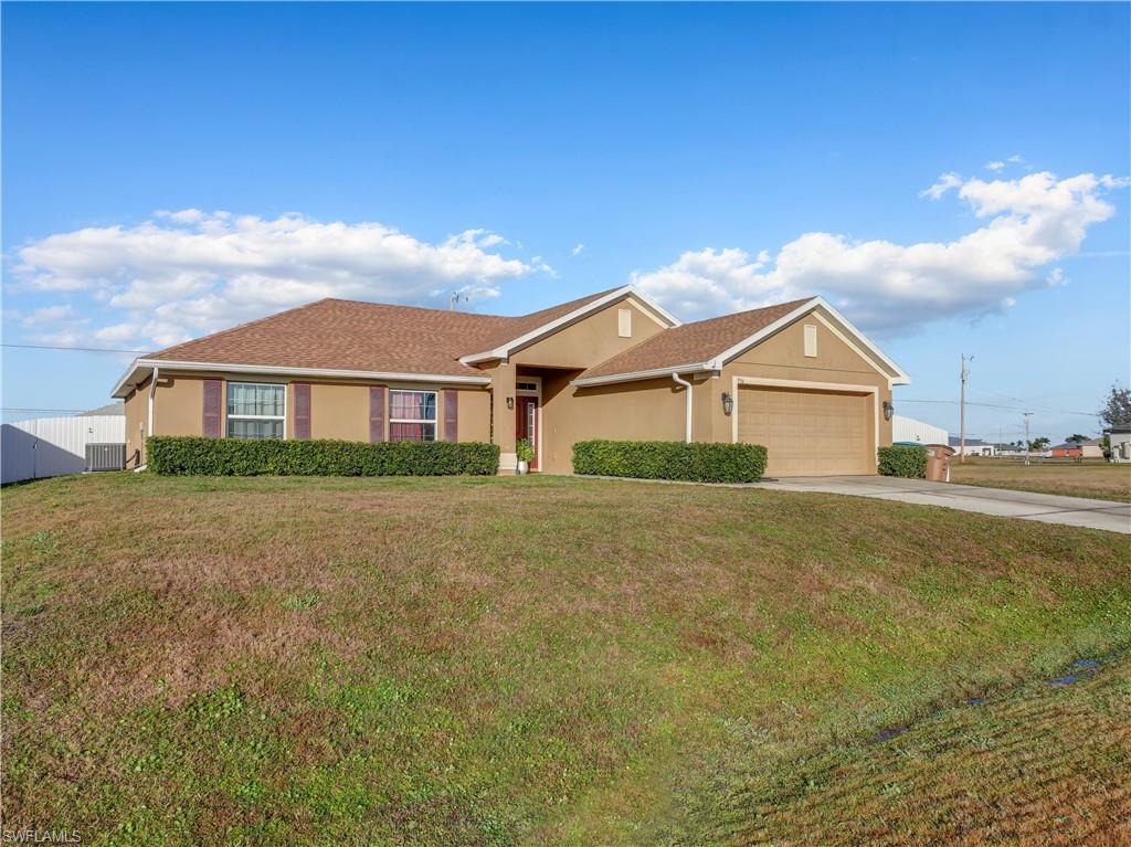 CAPE CORAL - Residential