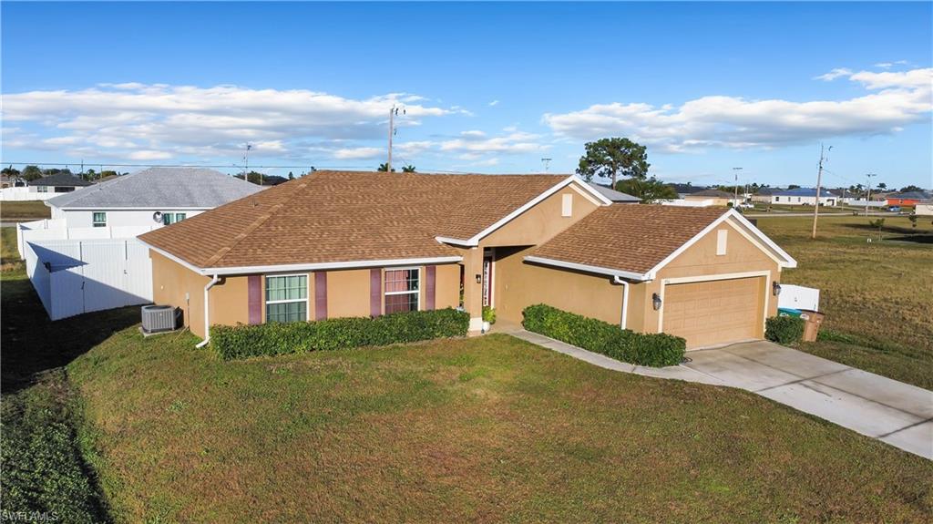 CAPE CORAL - Residential