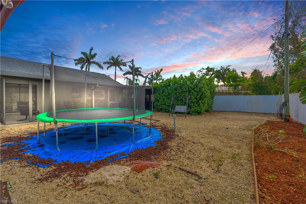 GOLDEN GATE CITY - Residential