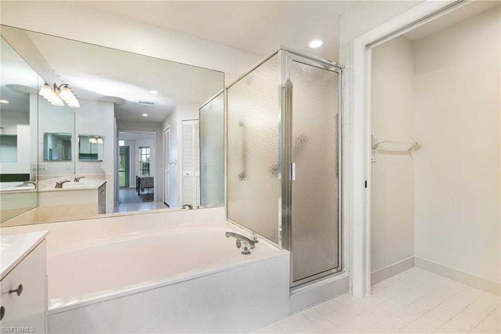 GRAND PALM VILLAGE - Residential