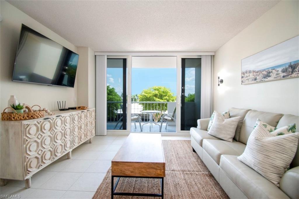 ADMIRALTY HOUSE - Residential