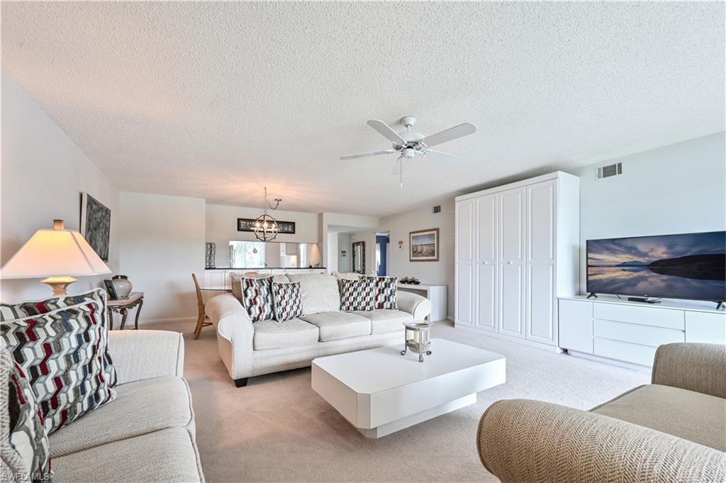 ANDOVER SQUARE - Residential