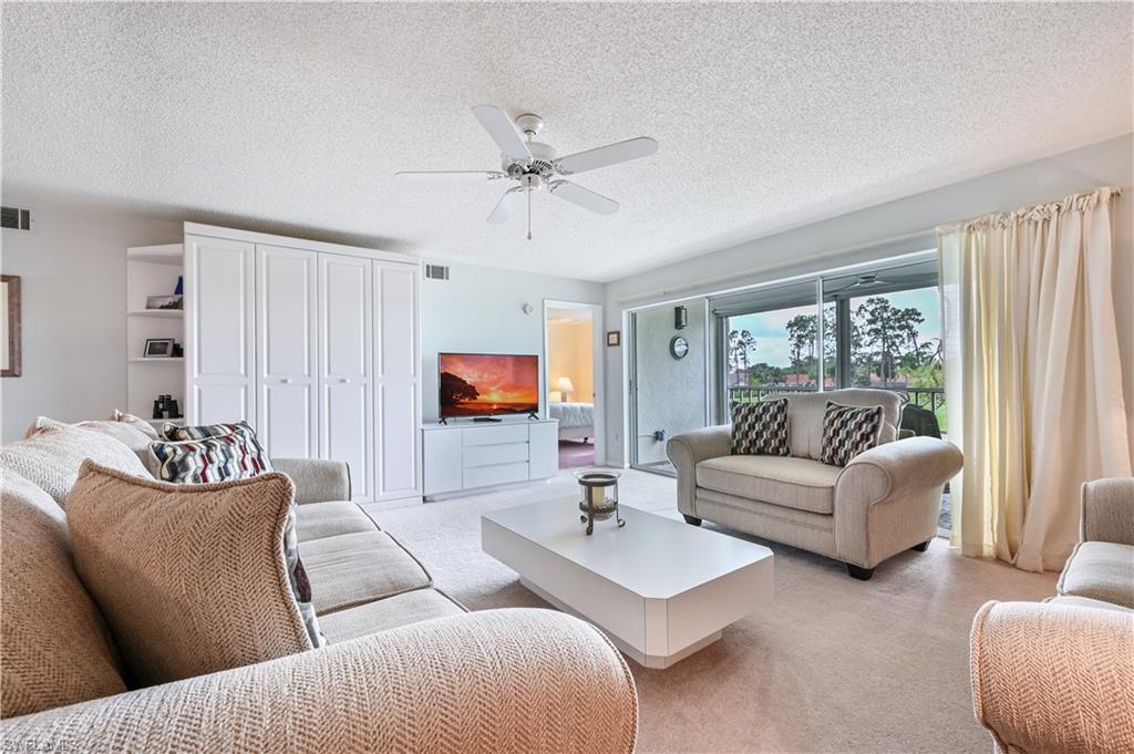 ANDOVER SQUARE - Residential