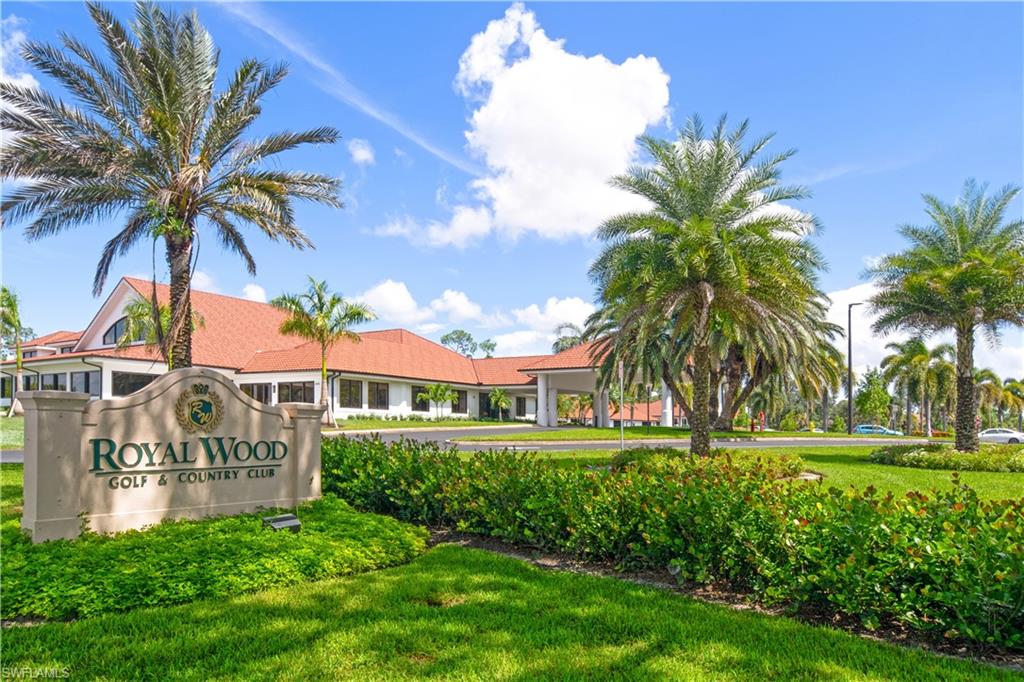 ANDOVER SQUARE - Residential