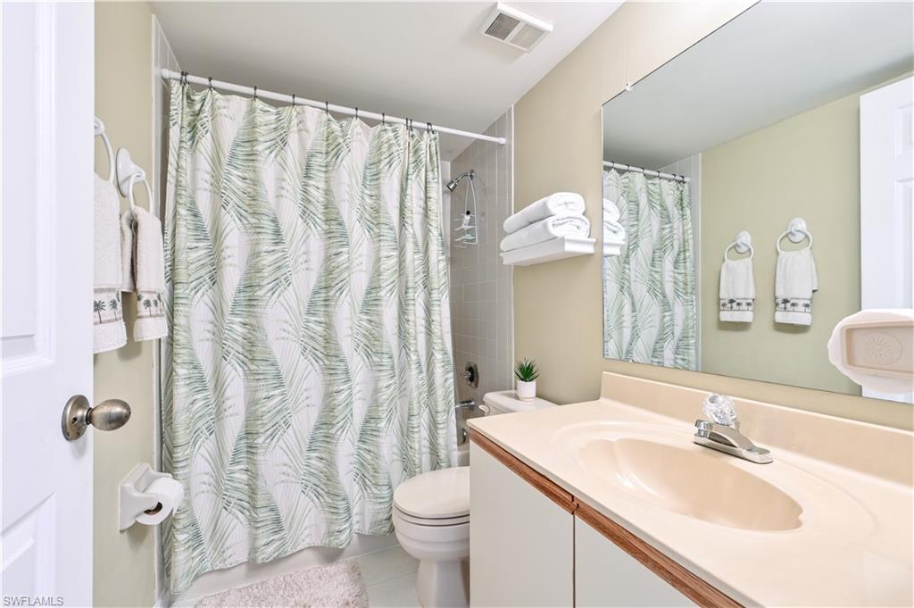 ANDOVER SQUARE - Residential