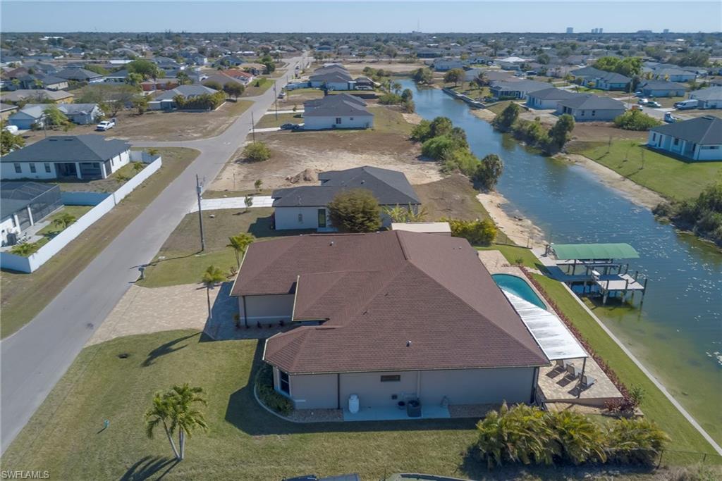 CAPE CORAL - Residential