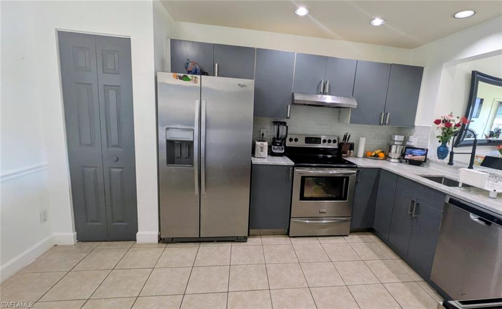 BERKSHIRE VILLAGE - Residential