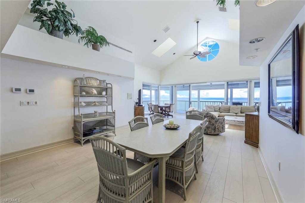 BEACH HOUSE AT NAPLES CAY - Residential