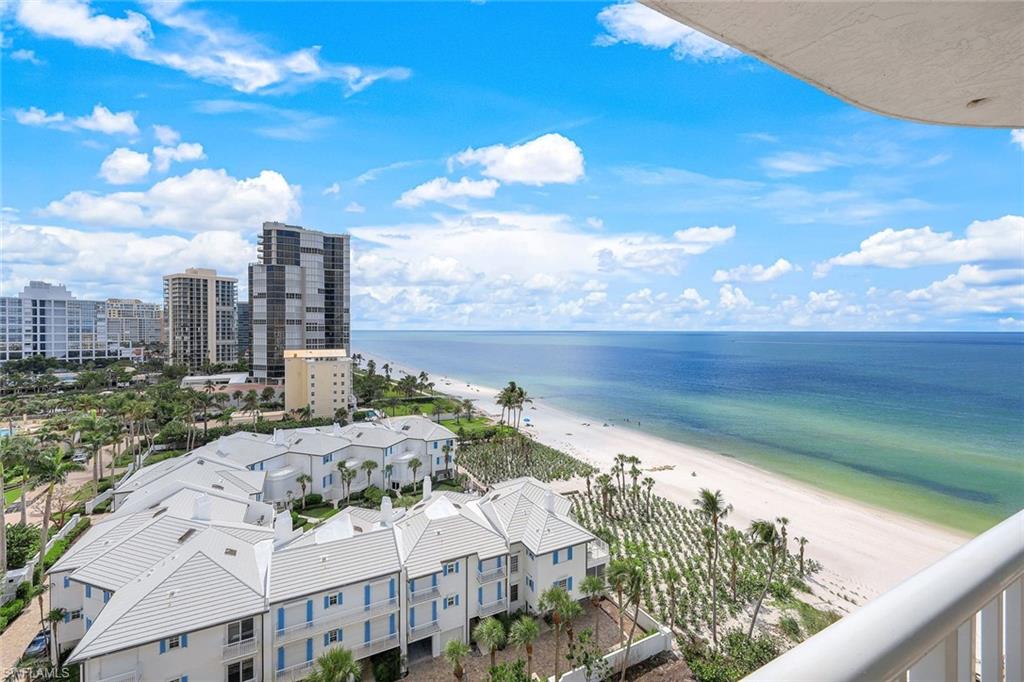 BEACH HOUSE AT NAPLES CAY - Residential