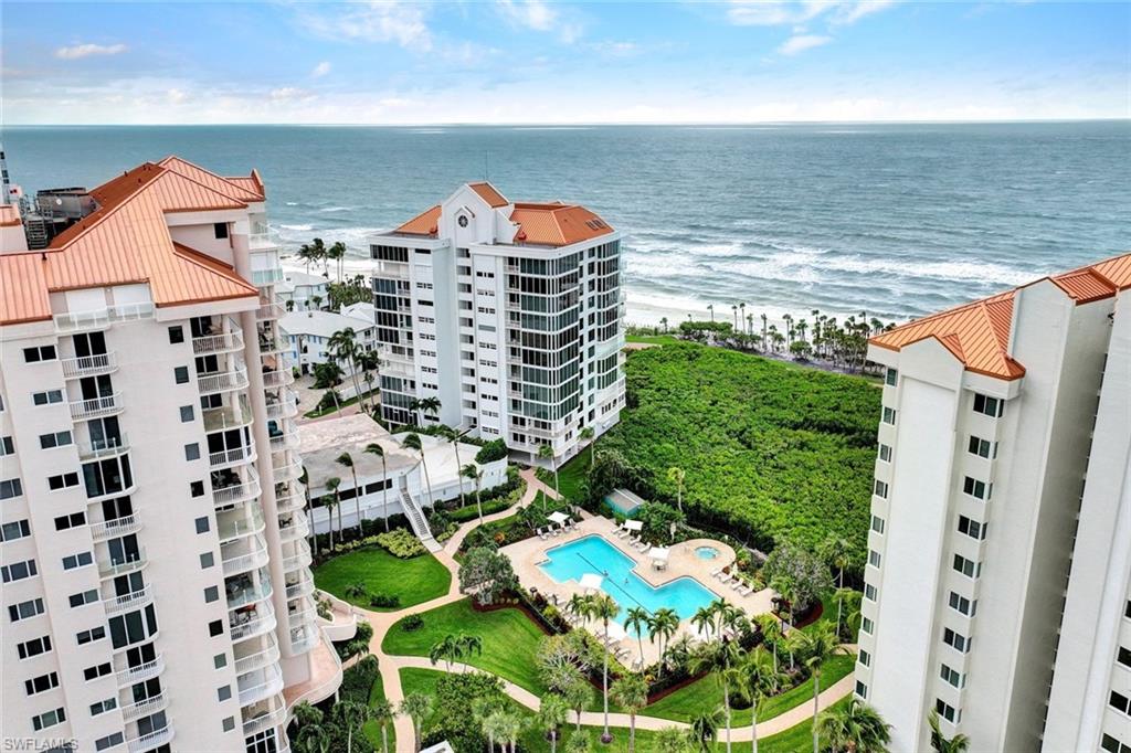 BEACH HOUSE AT NAPLES CAY - Residential
