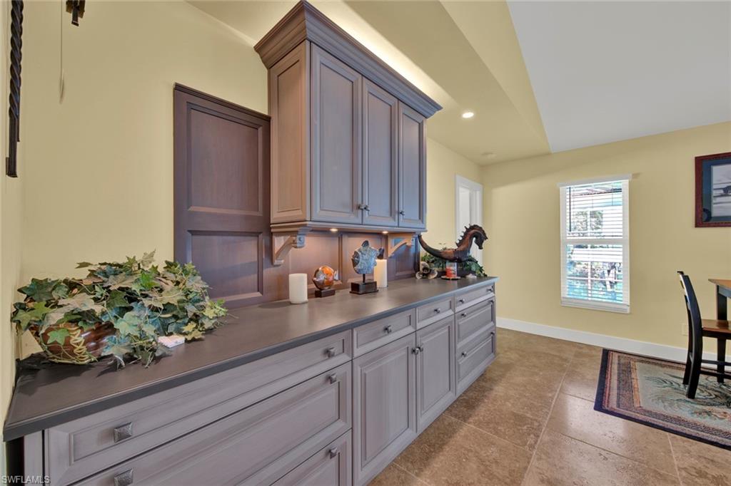 TEN MILE ANCHORAGE - Residential