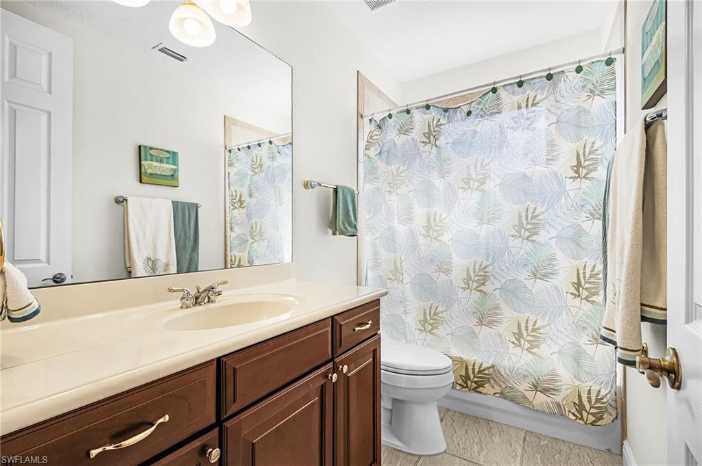 HIDDEN LAKES AT WOODS EDGE - Residential