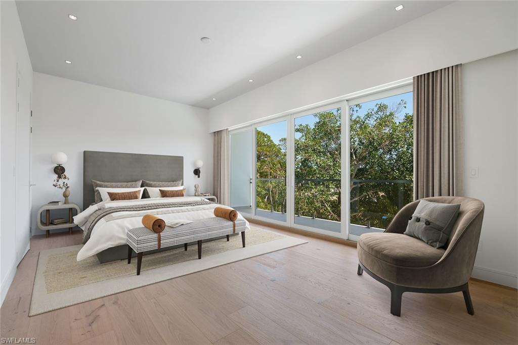 MARCO BEACH - Residential