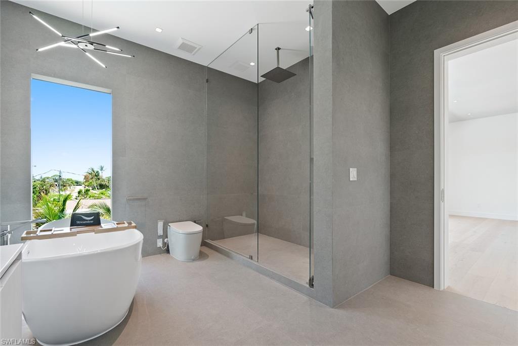 MARCO BEACH - Residential