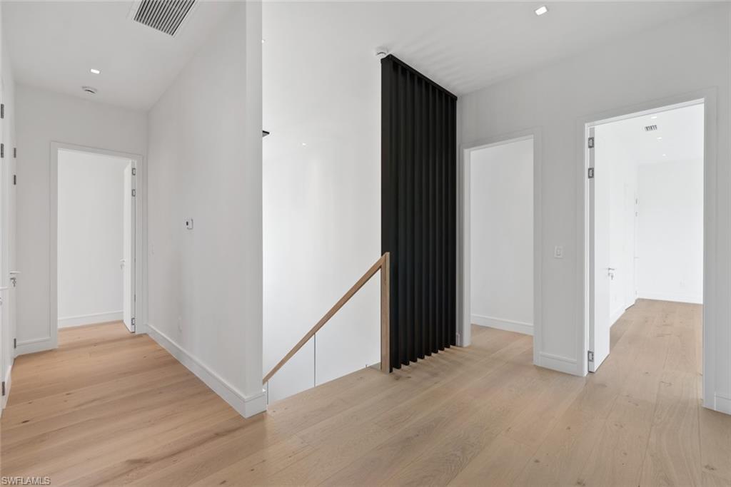 MARCO BEACH - Residential