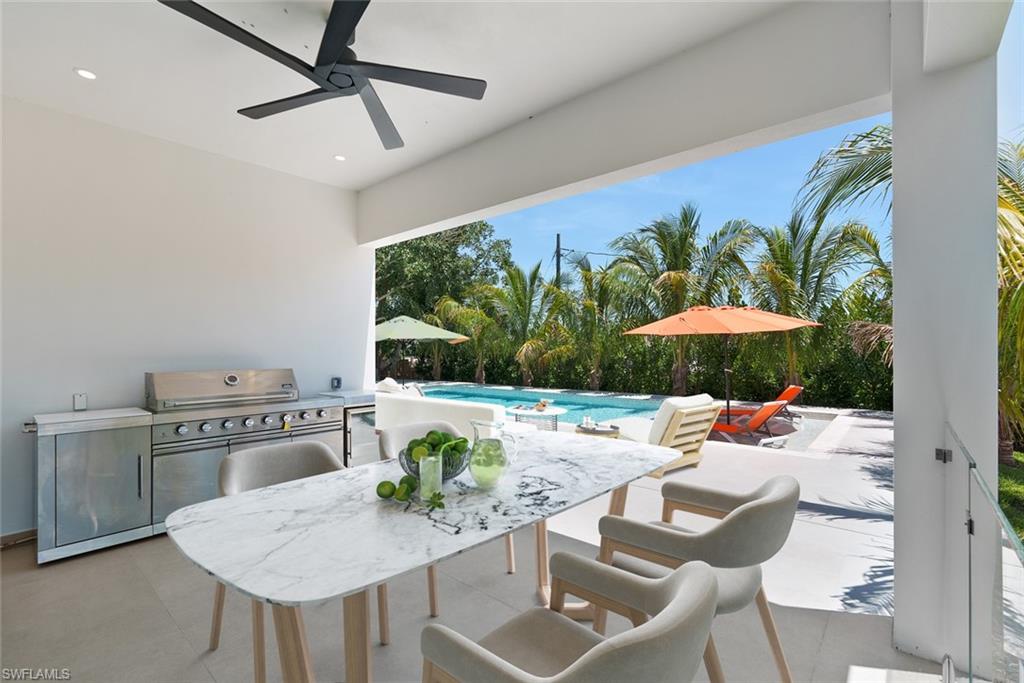 MARCO BEACH - Residential