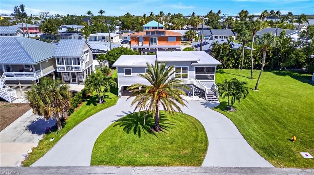 GULF ISLAND MANOR - Residential