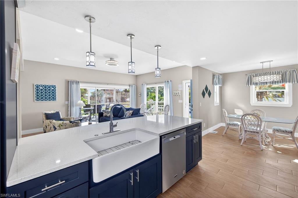 GULF ISLAND MANOR - Residential