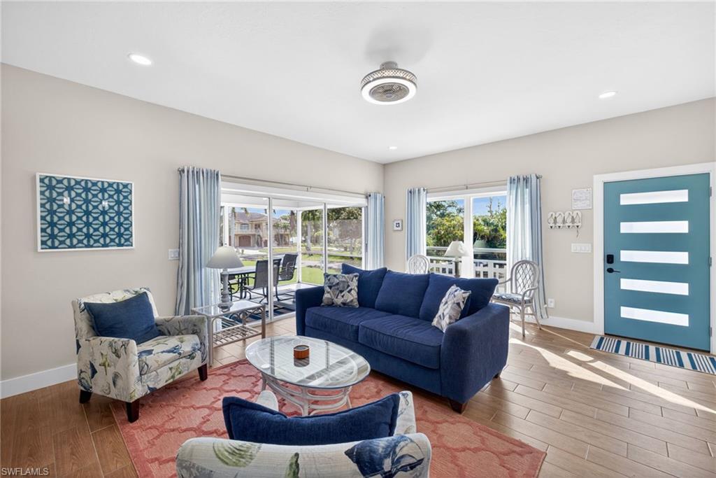 GULF ISLAND MANOR - Residential