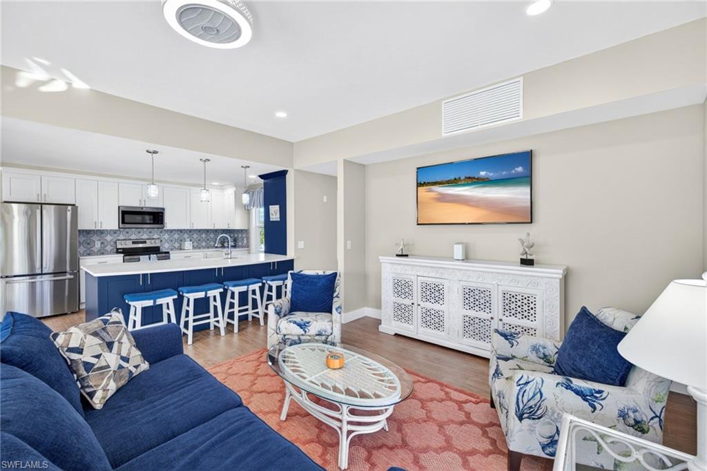 GULF ISLAND MANOR - Residential