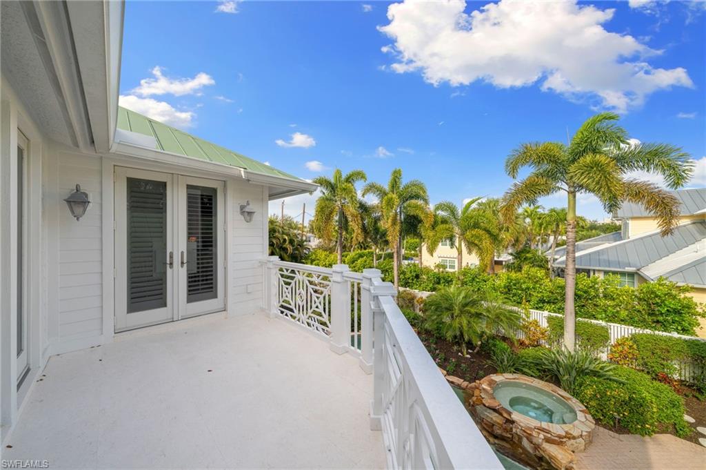 OLDE NAPLES - Residential