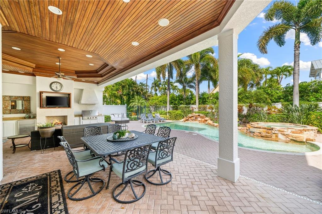 OLDE NAPLES - Residential