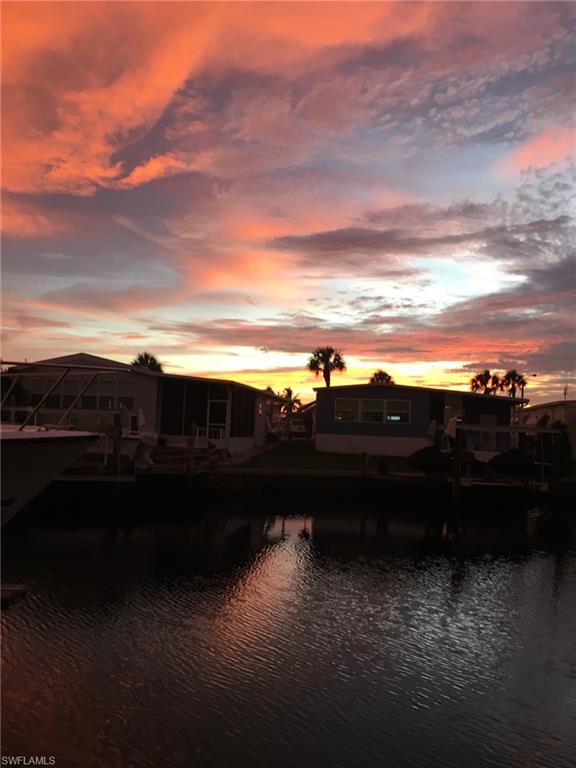 BAYSIDE ESTATES - Land