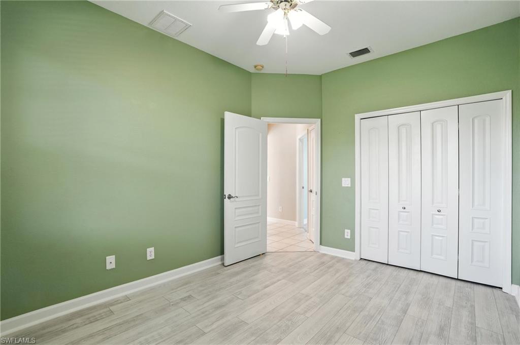 REFLECTION LAKES - Residential